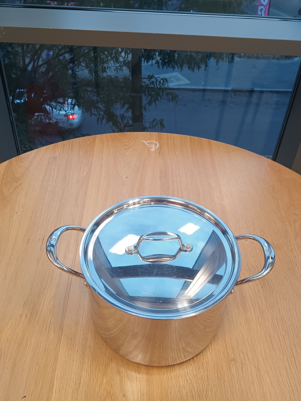 Premium Stainless Steel Stock Pot with Lid - Polished Silver